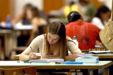 Estudantes poderão concorrer a 10 mil vagas em ensino técnico