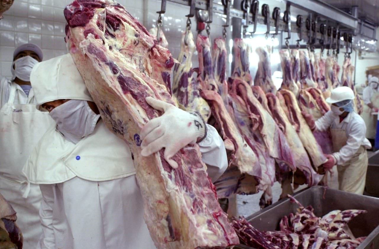 Redução nas exportações de carnes já começa a prejudicar produtores