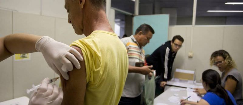 Casos suspeitos de febre amarela em todo o país chega a 1.558