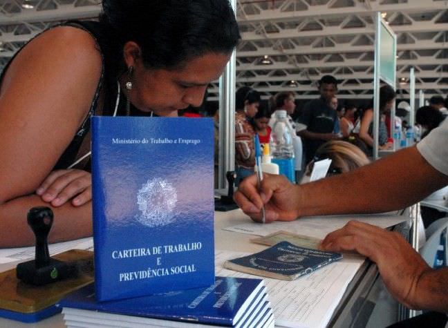 46 vagas de emprego serão ofertas nesta terça-feira dia 29