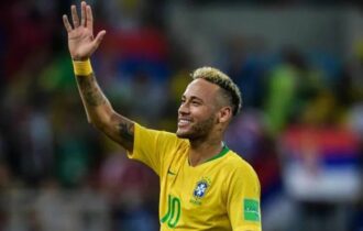 Neymar está a três gols de alcançar Romário na artilharia da seleção brasileira