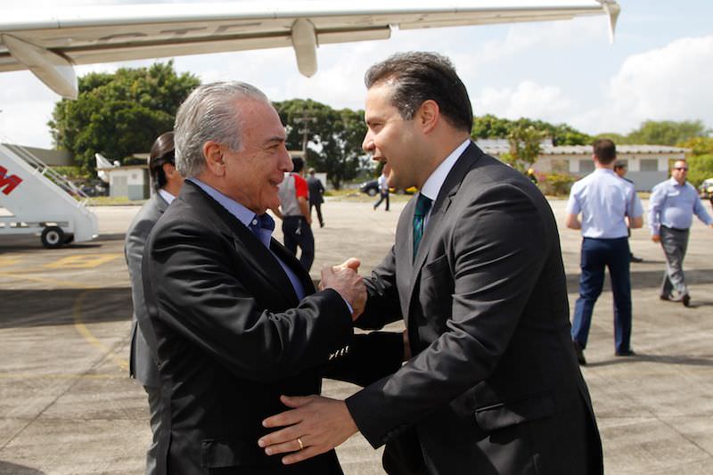 Pragmático, Filho de Renan se mantém aliado a Temer