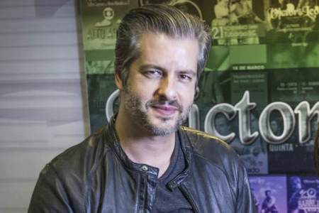 Polícia indicia o cantor Victor por agressão à mulher