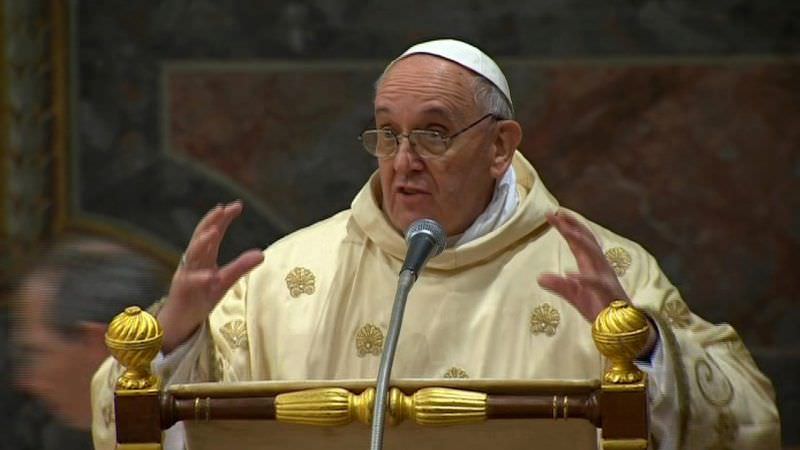 Papa pede medidas concretas para erradicar crimes sexuais no clero