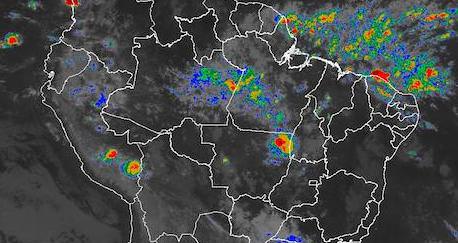 Imagens de satélite mostram tempo carregado sobre Manaus nesta quarta-feira