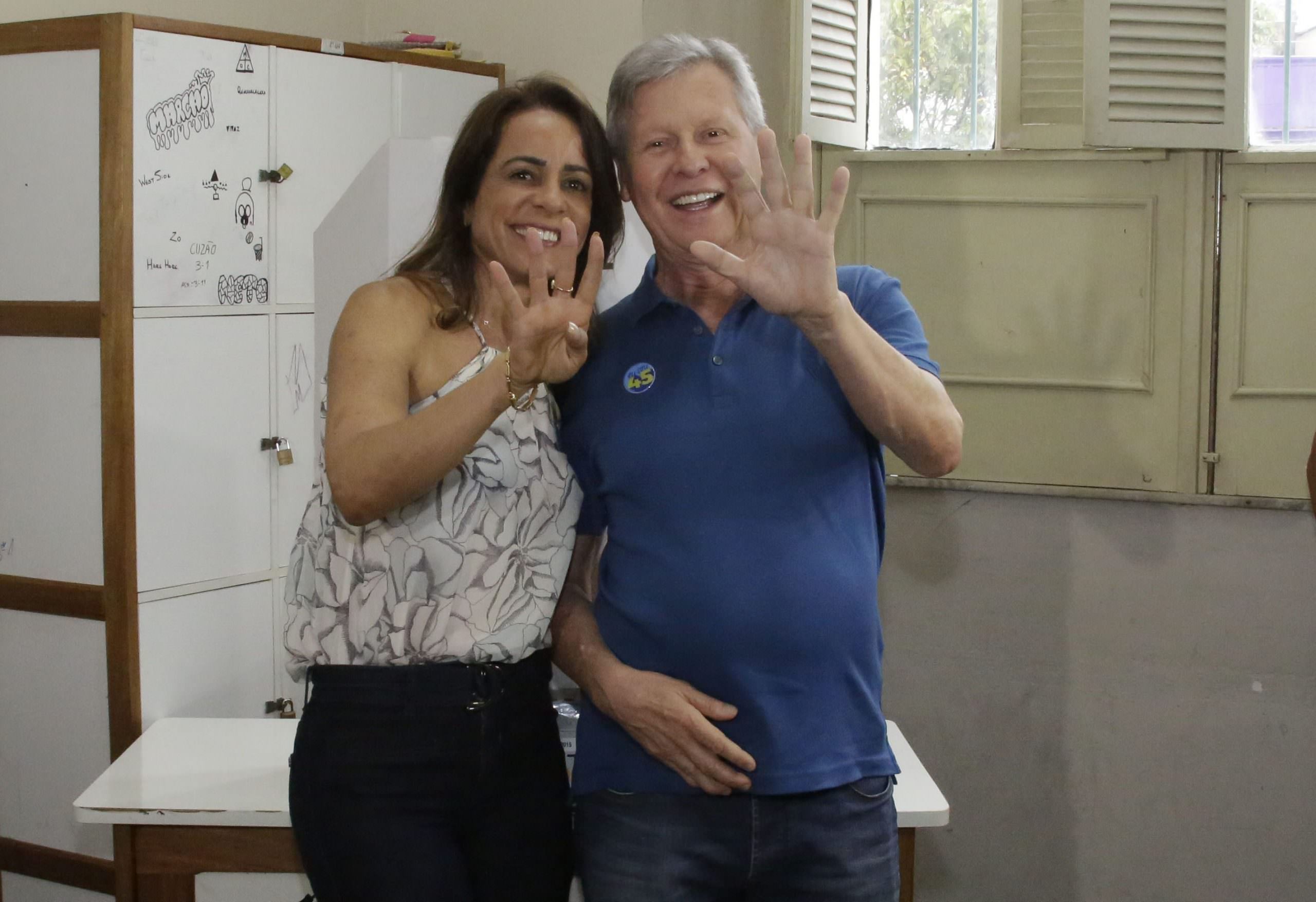 Arthur Neto vai ‘dar’ R$ 6 milhões da prefeitura para a mulher administrar