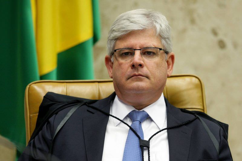 Janot se despede da PGR e diz que cumpriu a Constituição