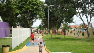 “Alice no País das Maravilhas” é atração no Parque Cidade da Criança