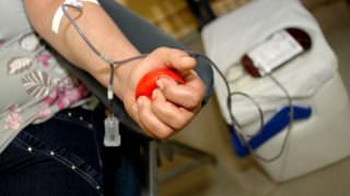 Com estoque de sangue baixo, Hemoam convoca doadores
