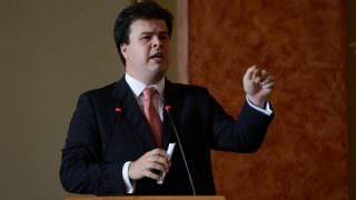 PSB espera demissão do ministro Fenando Coelho Filho ou vai expulsá-lo do partido