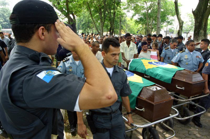 Número de policiais militares mortos no Rio chega a 72
