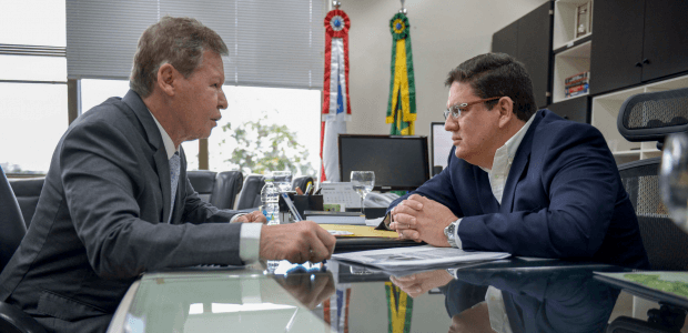 Prefeitura e TCE vão gastar R$ 1 milhão para construir passarela no V8