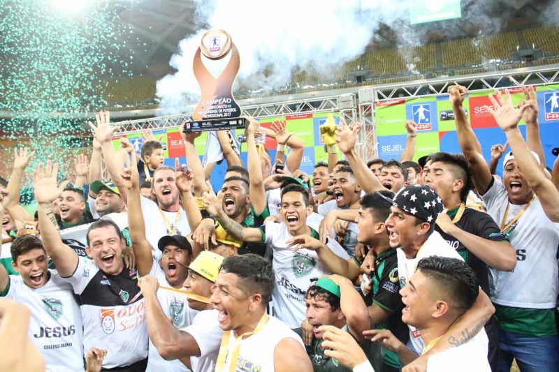 Manaus FC é campeão amazonense de futebol pela primeira vez