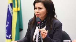Conceição Sampaio votou favorável  à intervenção federal no Rio de Janeiro