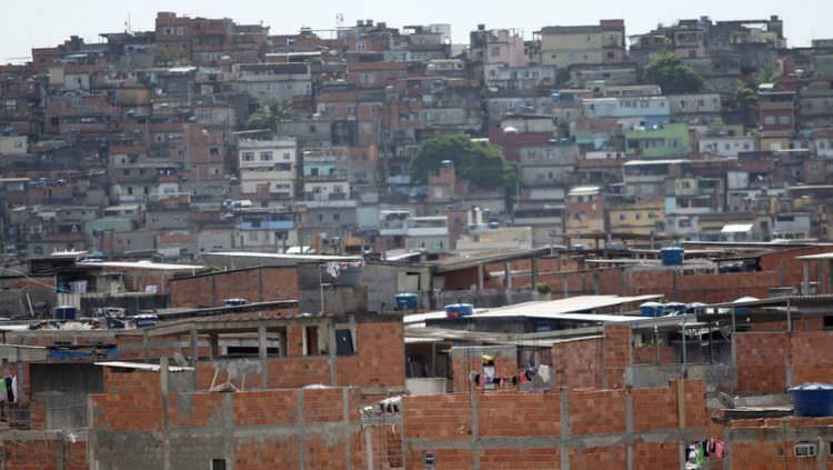 MARE7 - RJ - 29/03/2014 - MARE/OCUPACAO - CIDADES OE - Clima de tranquilidade na véspera da ocupação do complexo da Maré pelas forças da polícia e do exército. Foto: MARCOS ARCOVERDE/ESTADÃO Favelas do Rio registram confrontos entre policiais e traficantes pelo 2º dia consecutivo