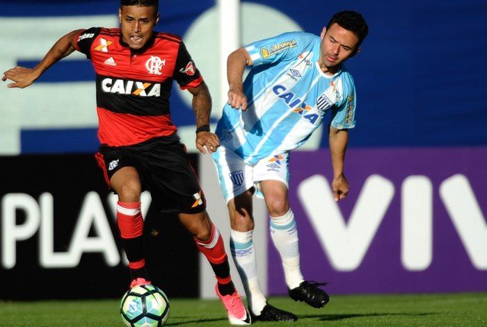 Comentário na Globo em jogo do Fla abre polêmica