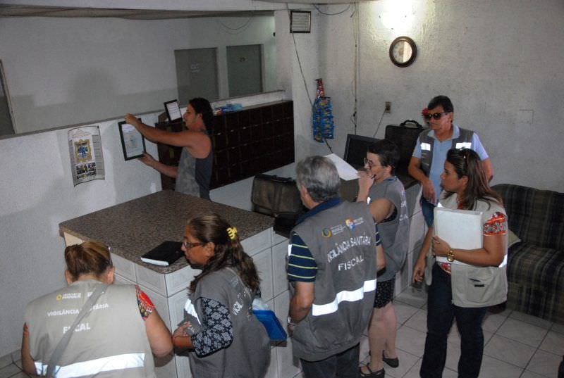 Vigilância Sanitária interdita pousadas em condições insalubres em Manaus   