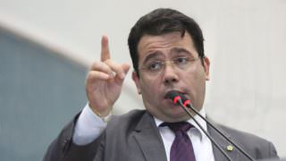 "Eu não sei qual é a diferença da peça de defesa", diz Wilker Barreto sobre parecer de impeachment