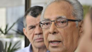 ALE altera data da posse de Amazonino e provoca briga entre deputados