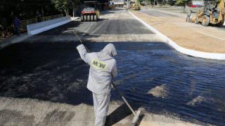 Arthur atrasa Carga Dobrada de professores, mas gasta R$ 1,4 milhões em uma ponte