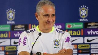 Tite elogia Diego Souza e cita 'poupança' para avaliar jogadores antes da Copa