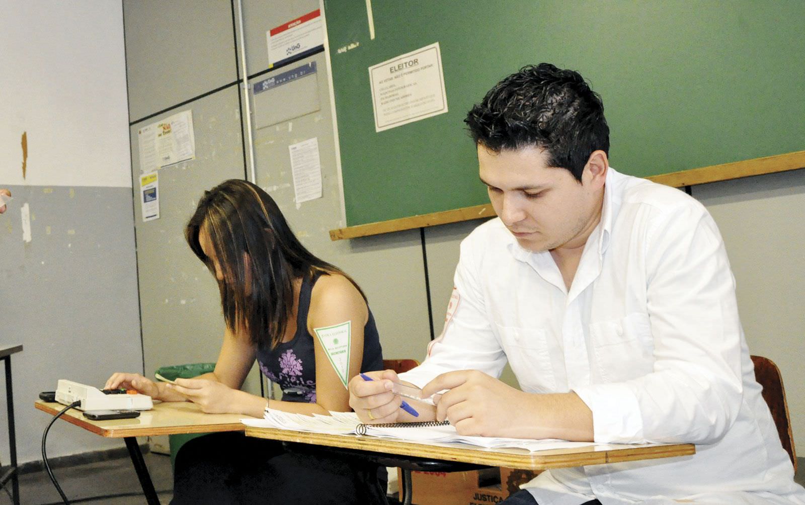 TRE-AM reforça orientações para convocados a atuar como mesários na eleição suplementar para o Governo do Estado