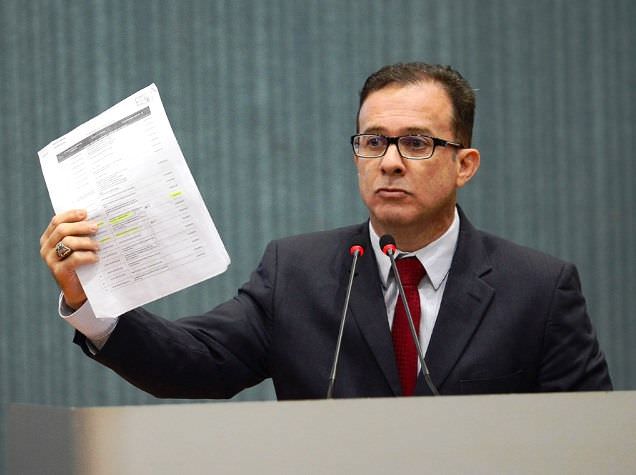 ‘Nova lei reduz atendimentos no Manausmed’, afirma vereador