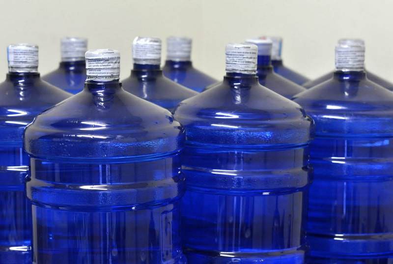 Aleam derruba Lei que autorizava distribuidoras a engarrafar água mineral