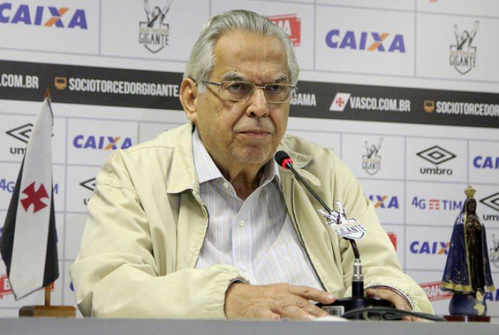 Após jogo sem torcida, Eurico Miranda fala em prejuízo financeiro ao Vasco