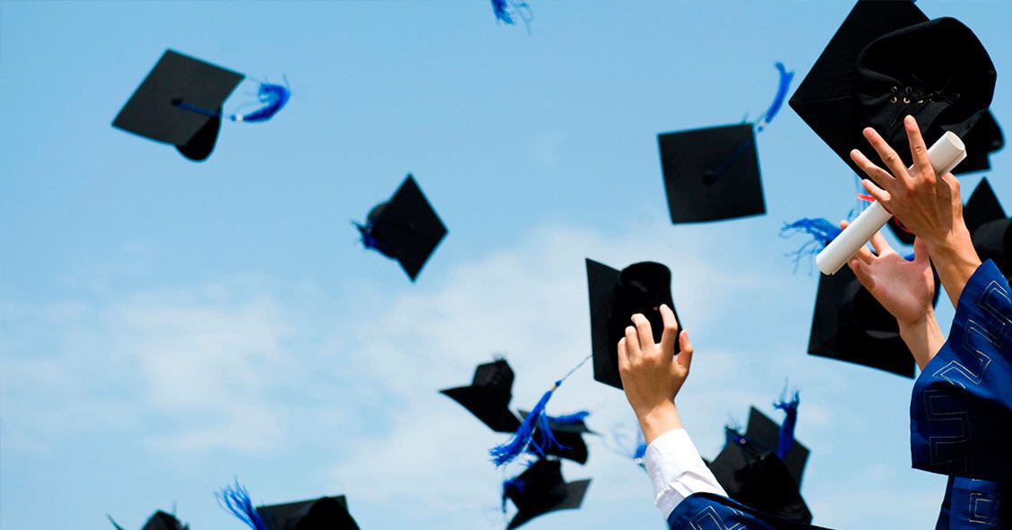 Primeira via de diploma de ensino superior poderá ser gratuita