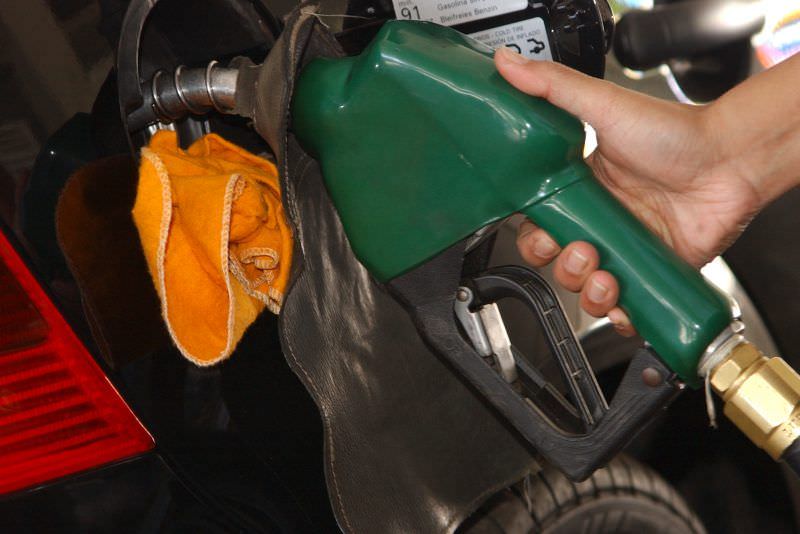 Preços da gasolina e do diesel sobem hoje nas refinarias