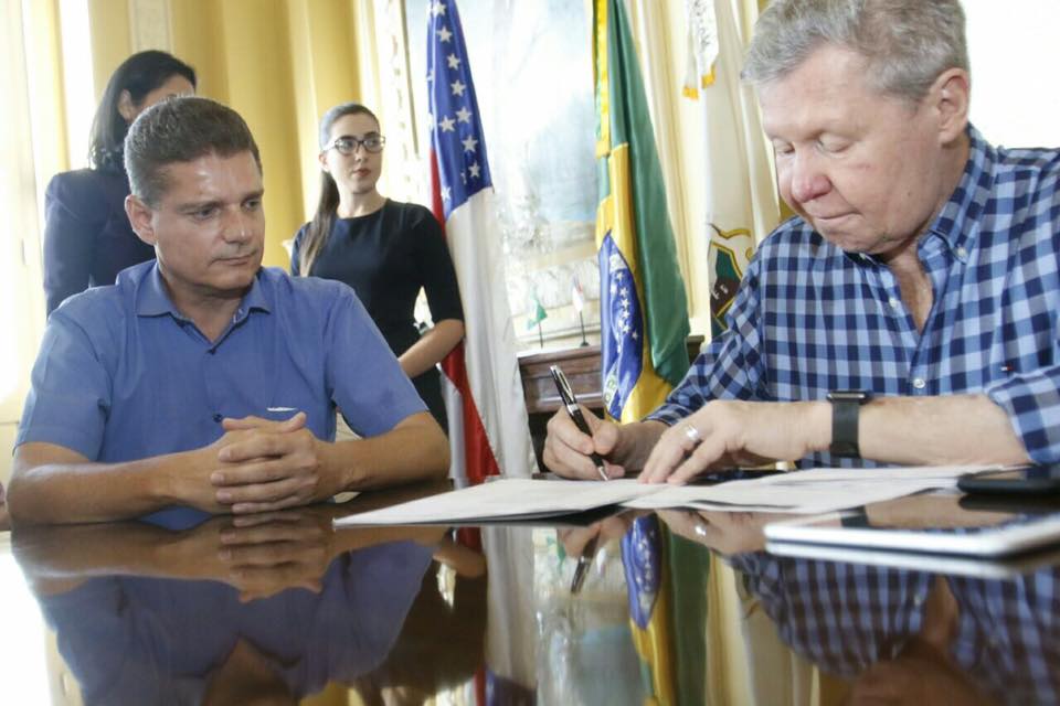 Gabinete do vice-prefeito de Manaus já gastou quase R$ 1 milhão em 2017