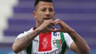 Vasco e Botafogo brigam por chileno que terá o futuro definido nos próximos dias