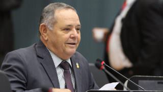 CMM retoma projeto de lei que pune o servidor que destratar a população