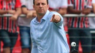 Diretoria do São Paulo afirma que demissão foi para 'blindar ídolo Rogério Ceni'