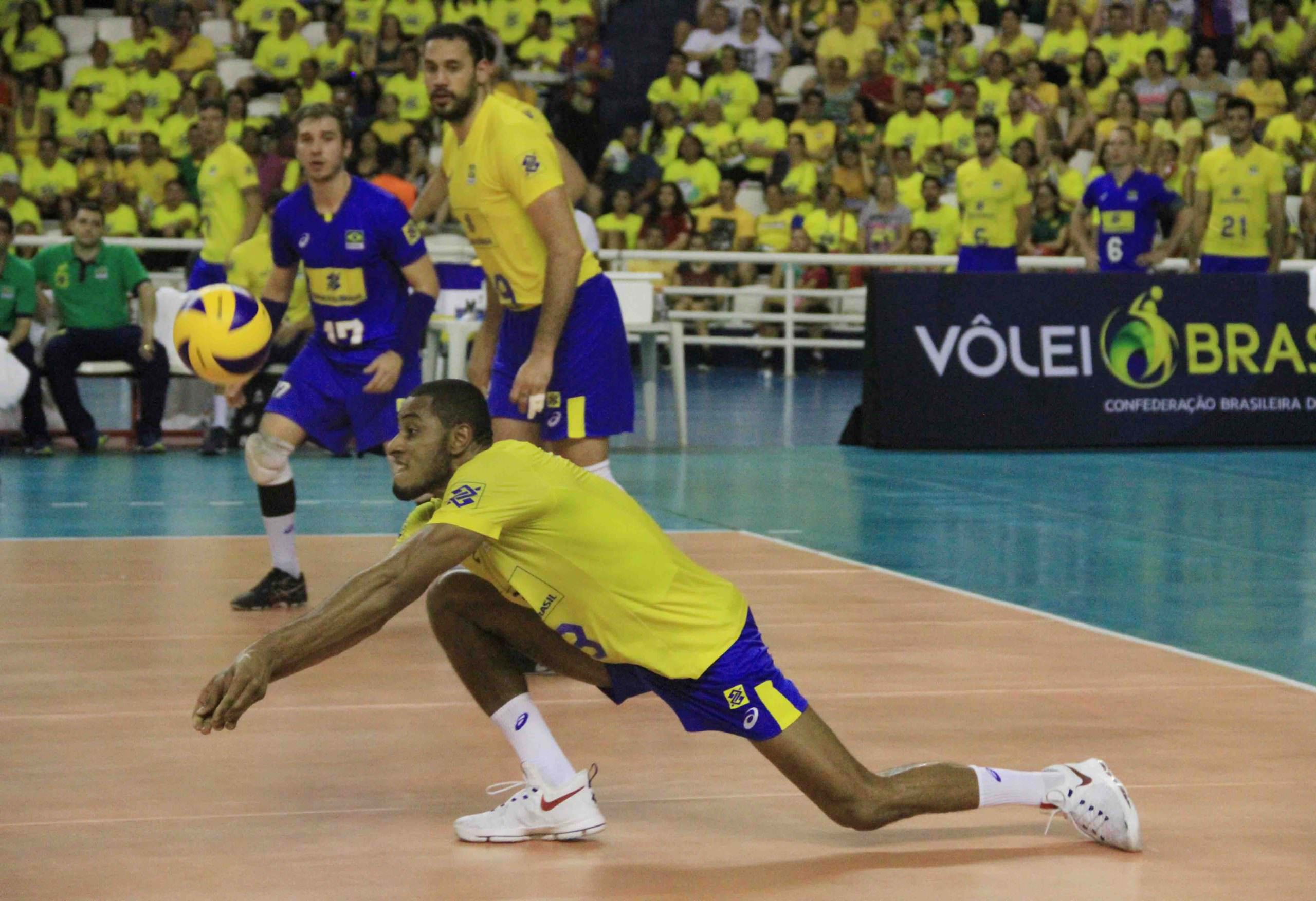 Brasil vence segundo jogo amistoso contra Estados Unidos em Manaus, no tie break