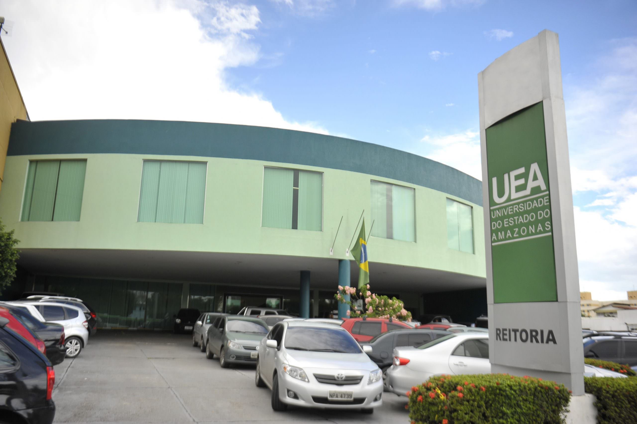 Projeto de Lei que garante recursos integrais para UEA é aprovado na Aleam