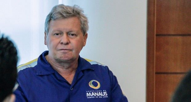 Prefeitura de Manaus esconde dados sobre gastos com passagens