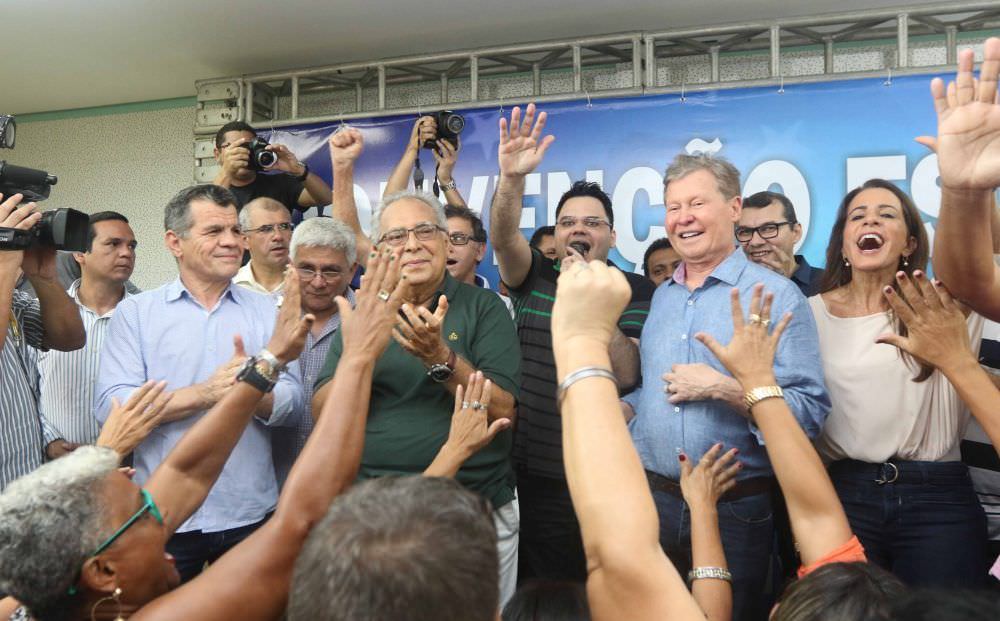 Apesar de ser reprovado como prefeito, Amazonino venceu em Manaus