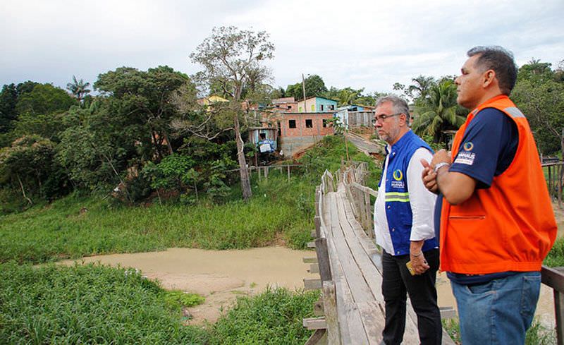 Defesa Civil de Manaus faz mapeamento de áreas de alto risco de deslizamentos