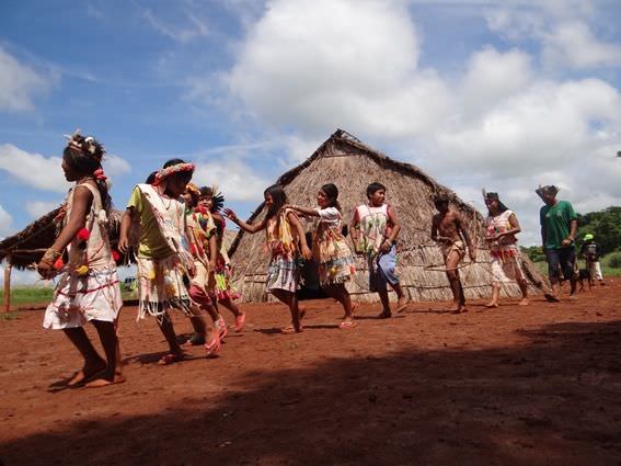 Pastor é investigado por culto em comunidade indígena no Amazonas