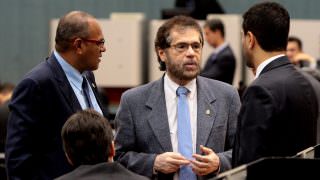 Projeto inclui combate à violência contra a mulher na educação básica