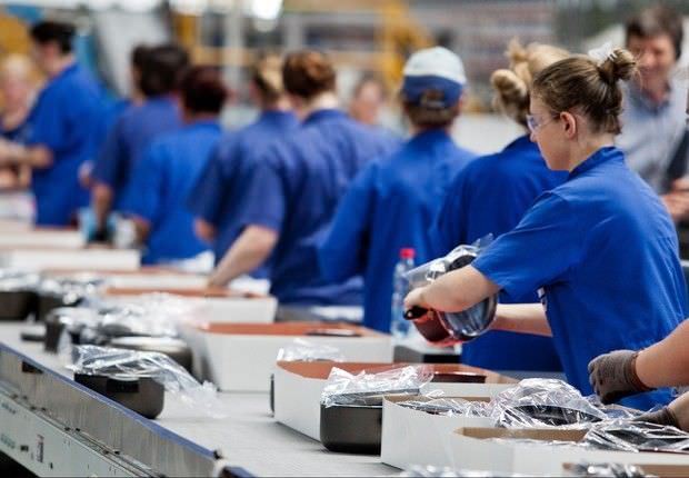 Mais de 80% das empresas brasileiras têm irregularidades, aponta estudo