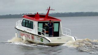 Lancha com comitiva de candidato a prefeito afunda no Rio Amazonas