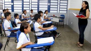 Prefeito sanciona lei da CMM que implanta o ‘Ensino Dirigido’ nas escolas da Semed