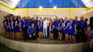 David Almeida inaugura quadra poliesportiva no ‘Viver Melhor’