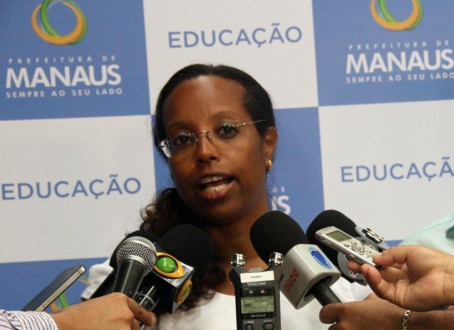 Secretária da Semed chama de ‘criminoso’ movimento de professores