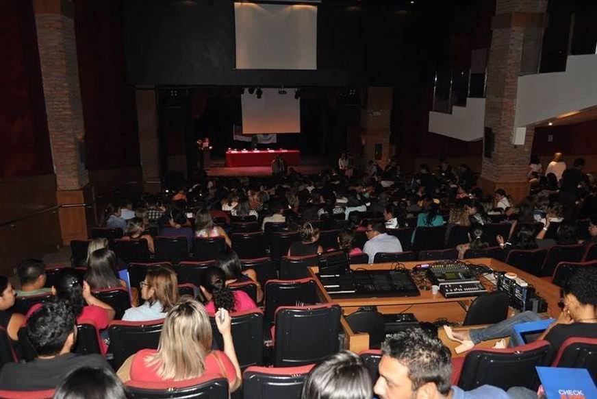Faculdade de Manaus promove ‘aulões’ gratuitos para preparação ao Enem