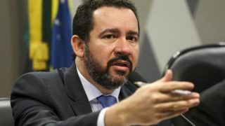 Ministro do Planejamento diz que uso de emendas para financiar eleições pode prejudicar cidades