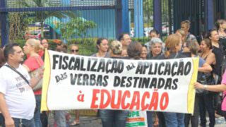 Professores da Semed prometem paralisar atividades no dia 22 por causa do Fundeb